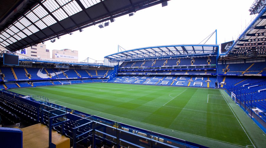 Chelsea eye 21-year-old Ligue 1 striker